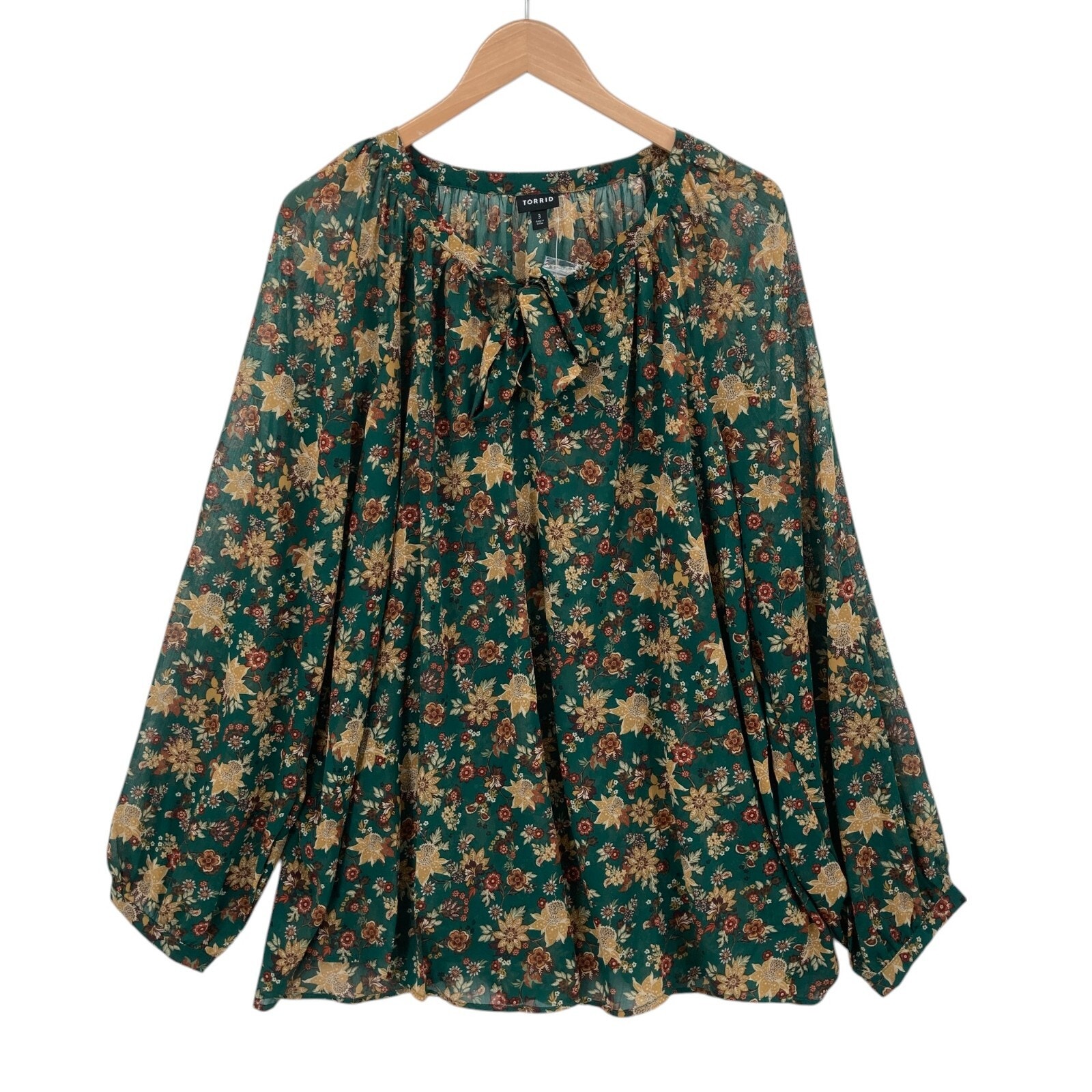 Torrid Blouse Womens Size 3 Green Floral Crinkle Chiffon Long Sleeve Tie Front